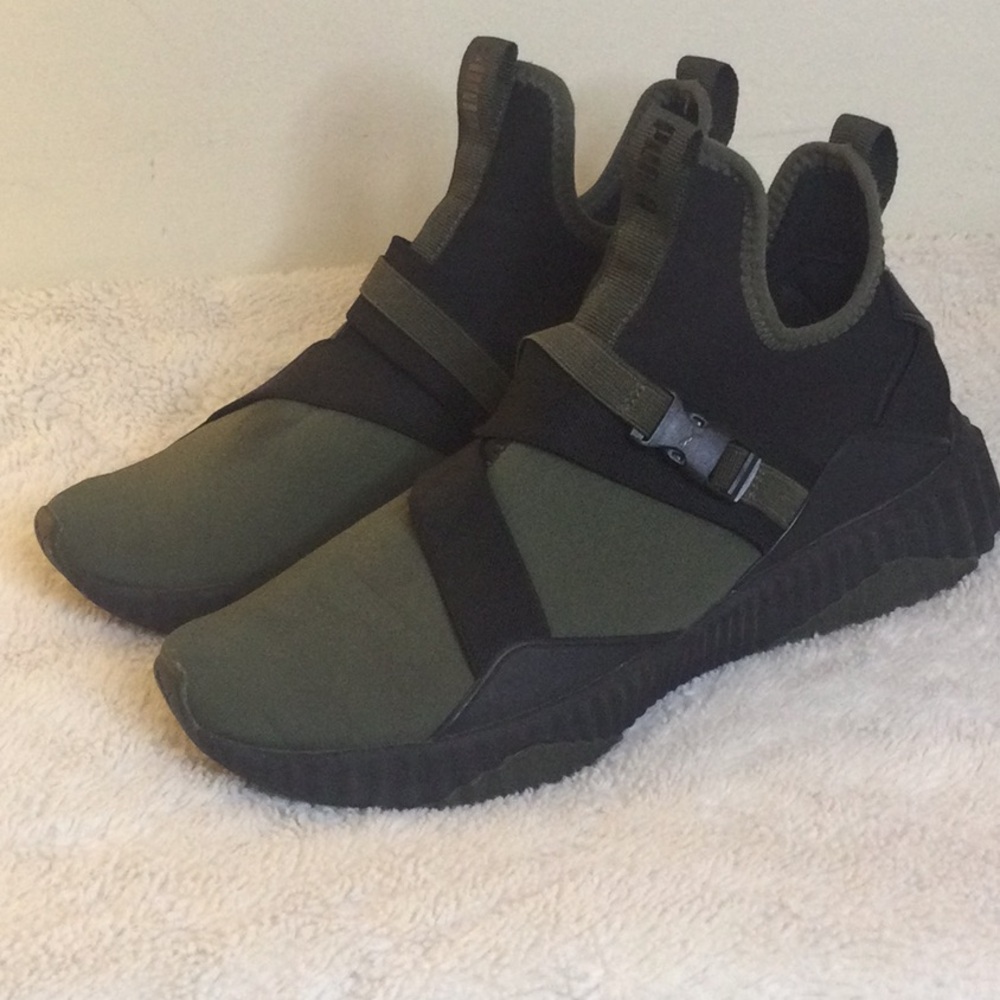 Puma Women's Black and Green Sneakers